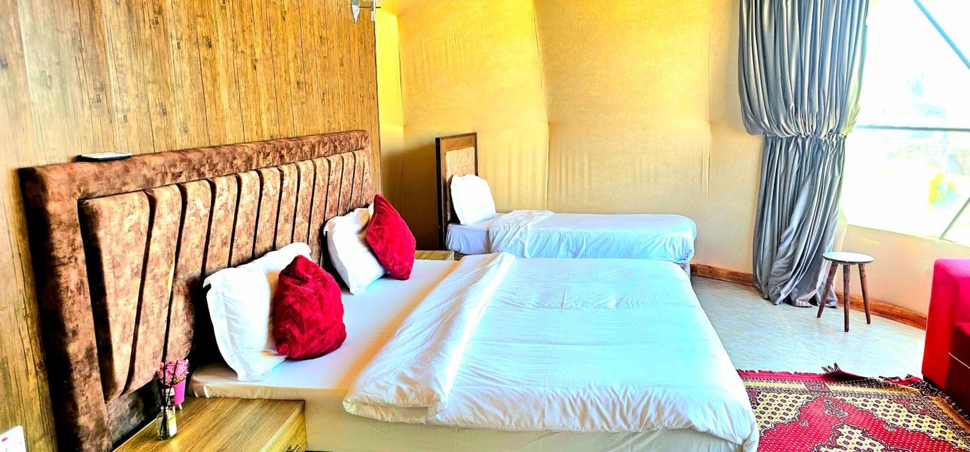 Bed and Breakfast Titanic Camp Ваді-Рам Екстер'єр фото
